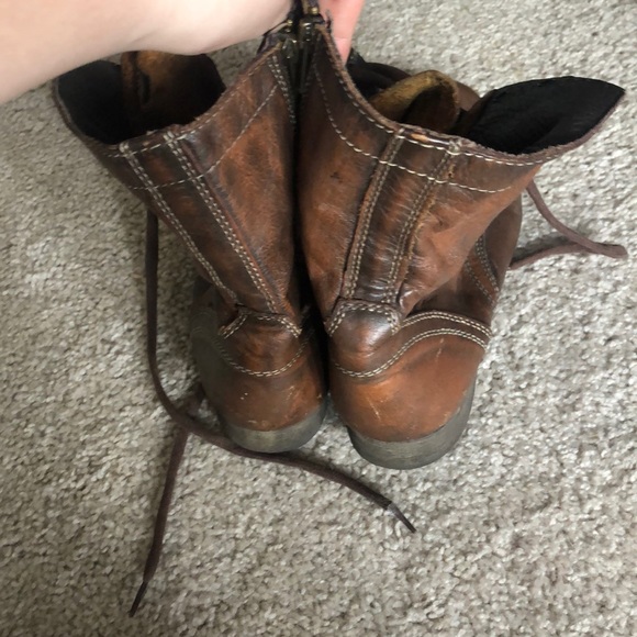 Steve Madden combat boots - Picture 3 of 4